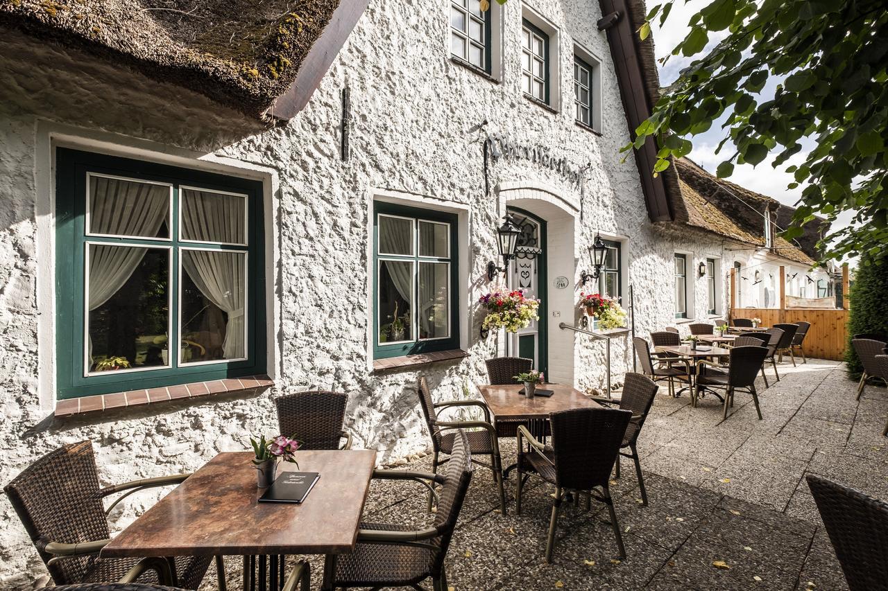 Hotel, Restaurant, Cafe Pharisaeerhof - Nordseeurlaub Mit Hund Nordstrand Exterior foto